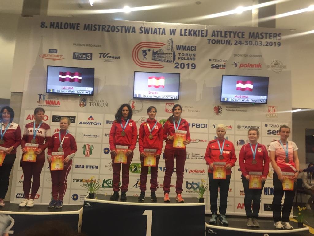Adela Martínez, ORO por equipos en el mundial en 10 km marcha W35