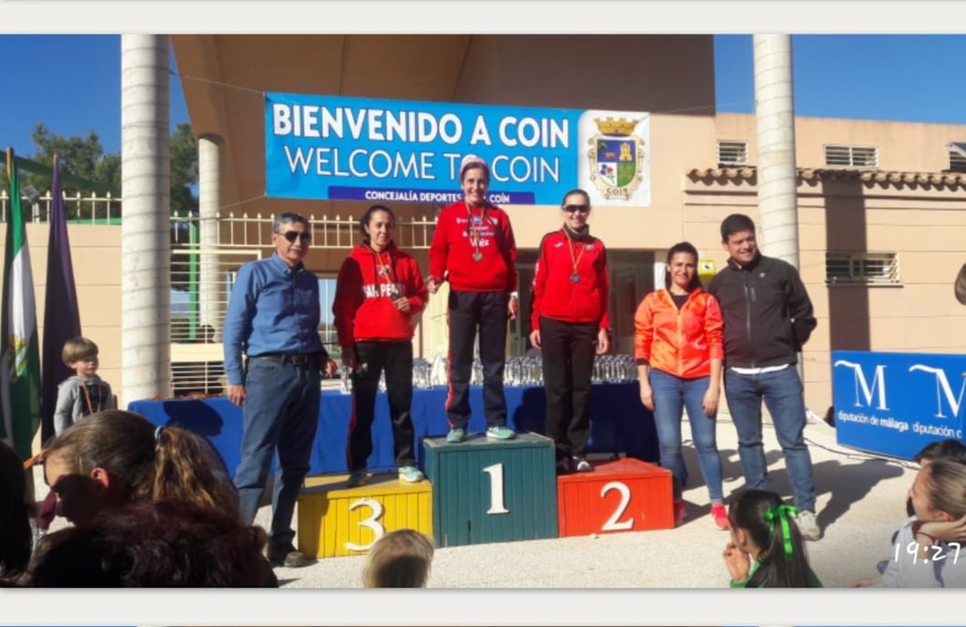 Mamen Moreno se proclama subcampeona provincial W45 de Campo a Través en Coín