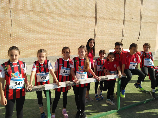 La Escuela CAIM visita Nerja en el Atletismo Popular en pista